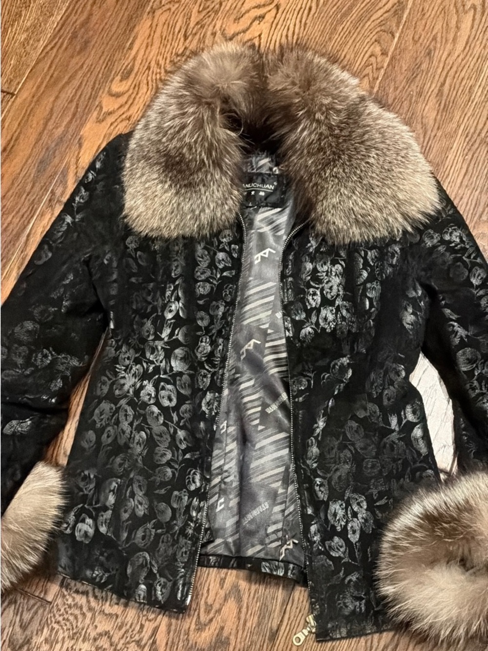 Black Floral Jacquard leather Jacket with Fur Trim - Picture 6 of 10